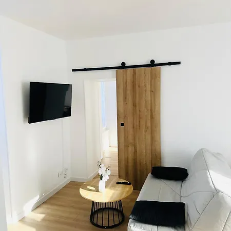 Apartment Premium T2 Centre Ville, 15 Min Futuroscope