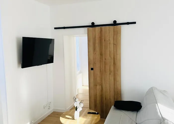 Apartment Premium T2 Centre Ville, 15 Min Futuroscope